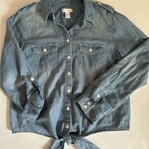 Chico’s women’s size‎ xs. Chambray long sleeve tie waist blouse.